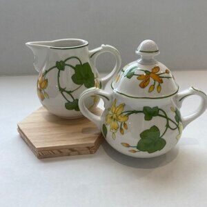 Villeroy and Boch Geranium 1748 Creamer and lidded Sugar Bowl